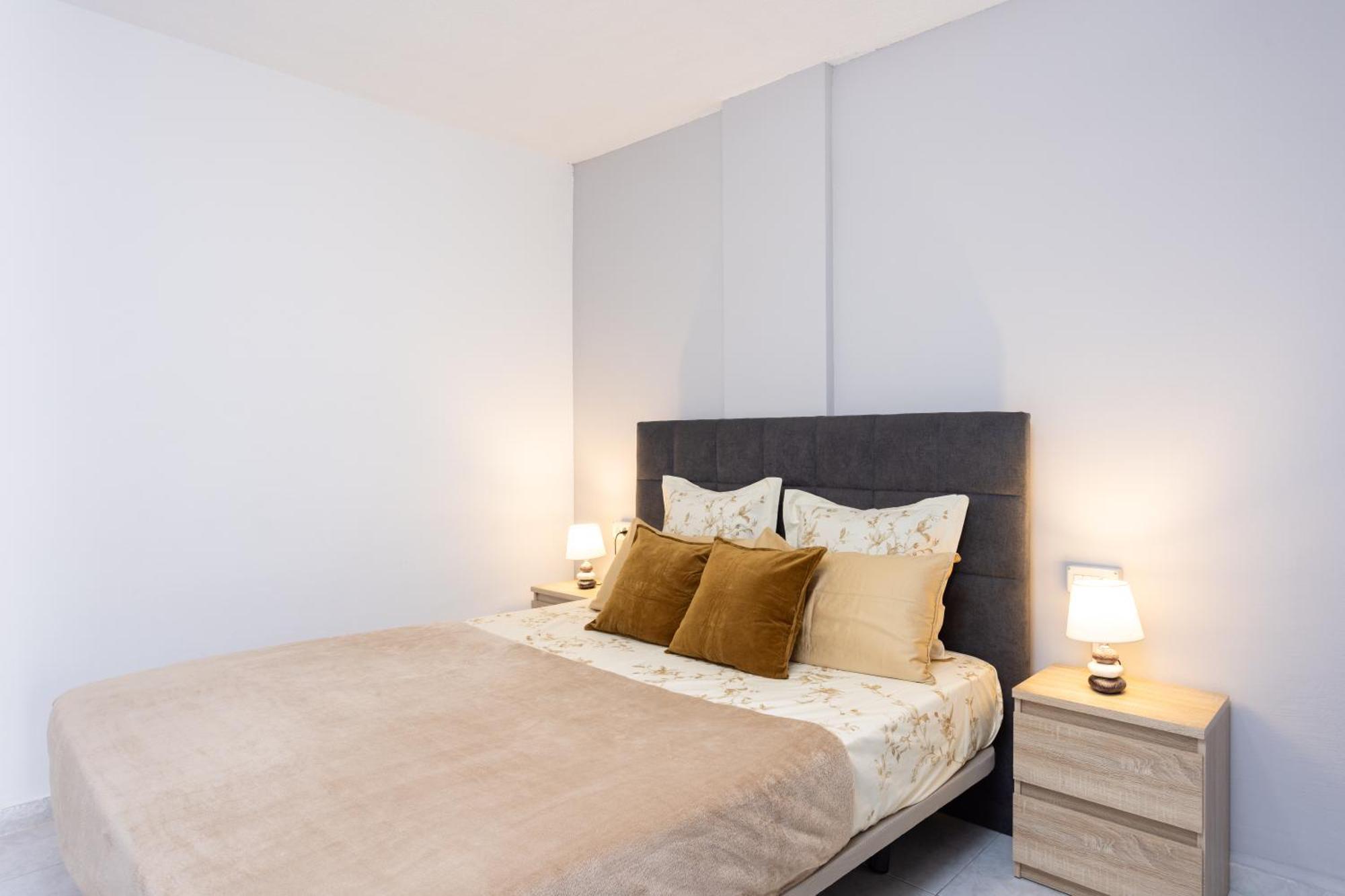 Classbnb - Three Spacious Apartments 150M From The Las Americas Promenade Арона Екстер'єр фото