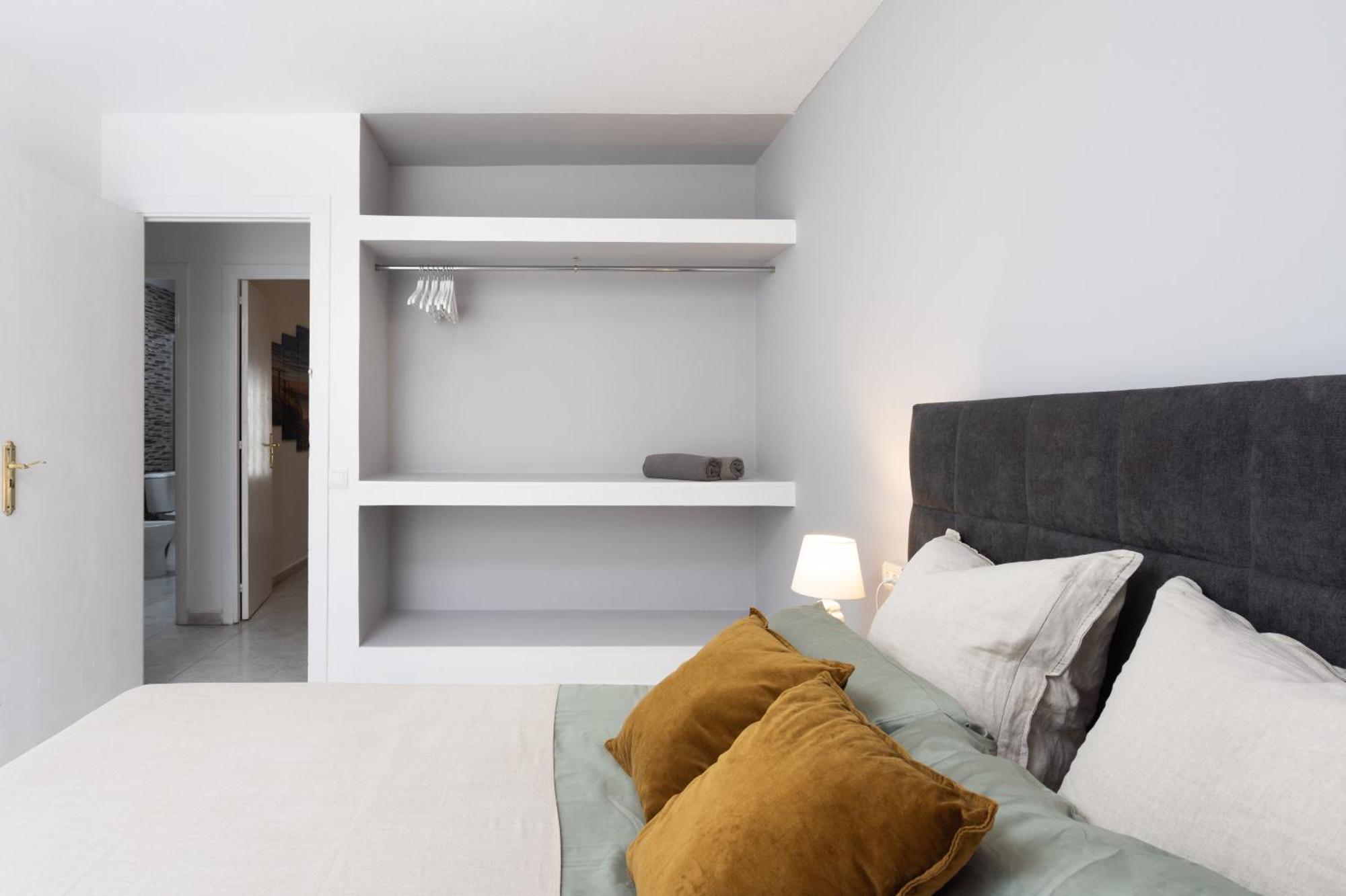 Classbnb - Three Spacious Apartments 150M From The Las Americas Promenade Арона Екстер'єр фото