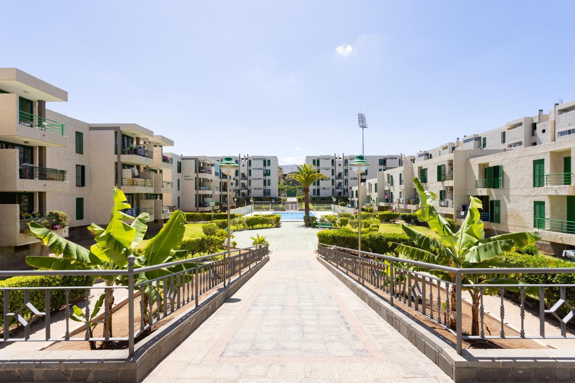 Classbnb - Three Spacious Apartments 150M From The Las Americas Promenade Арона Екстер'єр фото